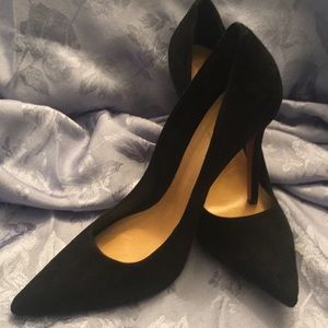 Schutz 5" Gilberta high heel Black Suede pump.